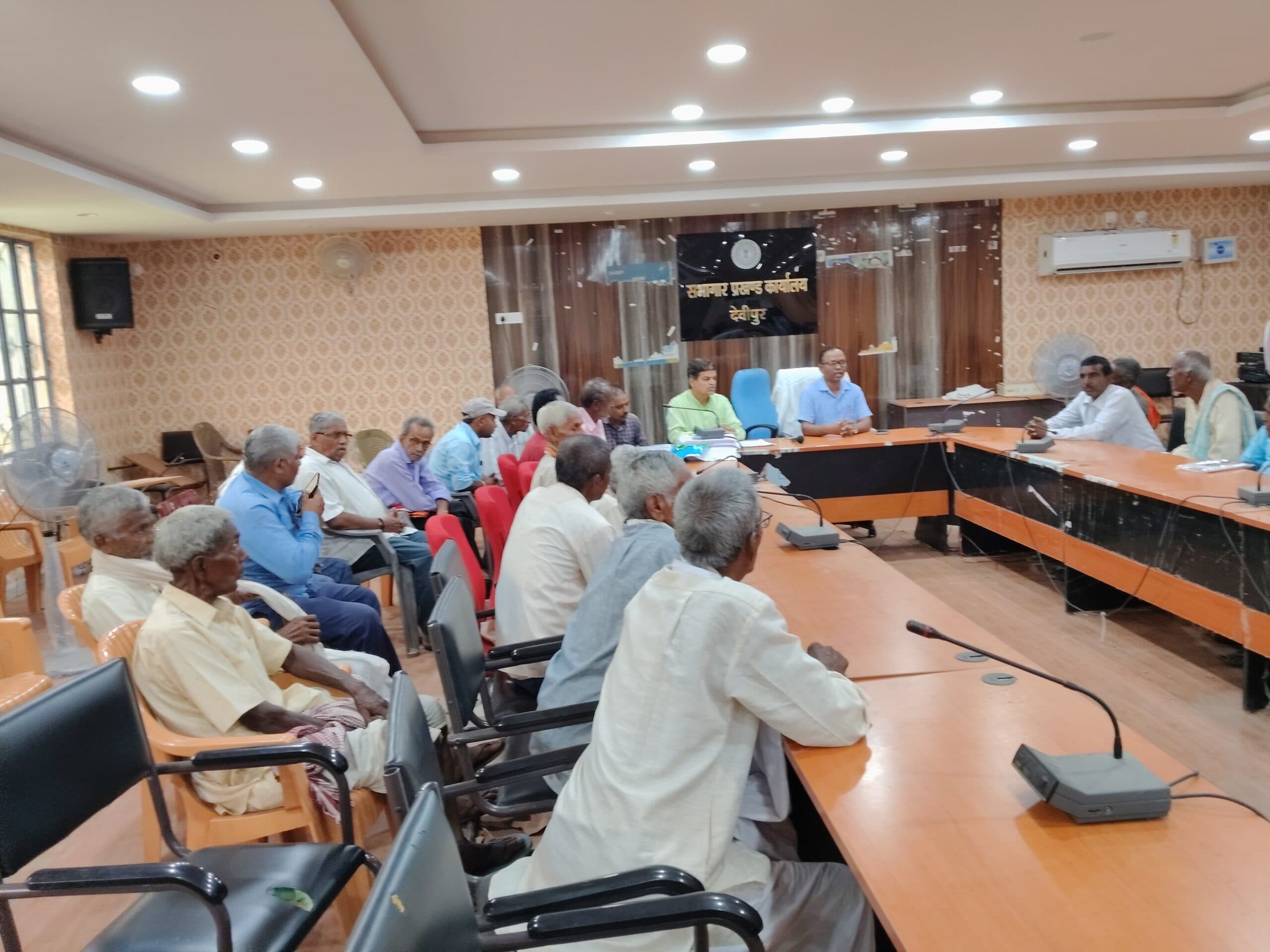 प्रधान संघ ने पर्व से पूर्व की सम्मान राशि दिलाने की मांग