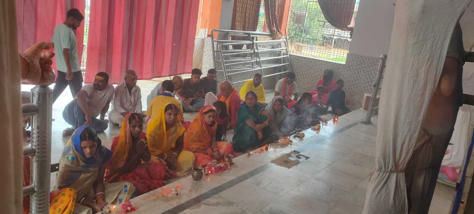 जय जय भैरवि असुर भयाउनि, पशुपति भामिनि माया...