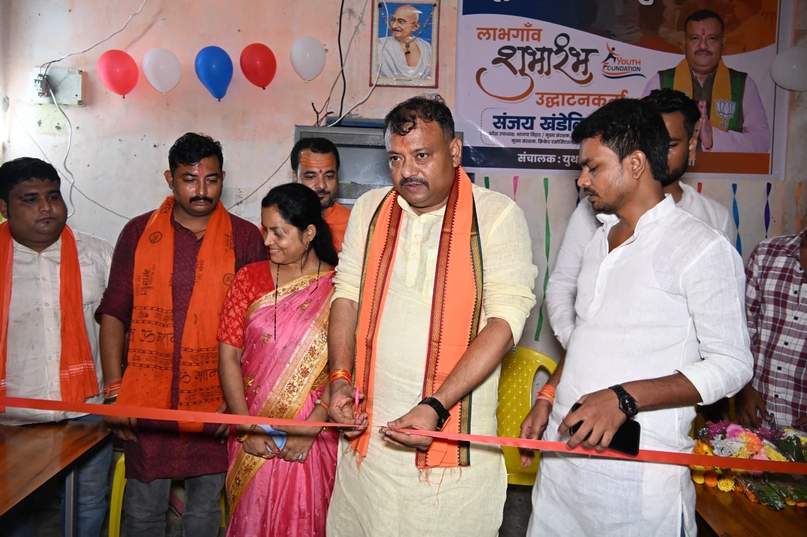 लाभगांव में यूथ फाउंडेशन पुस्तकालय का हुआ उद्घाटन