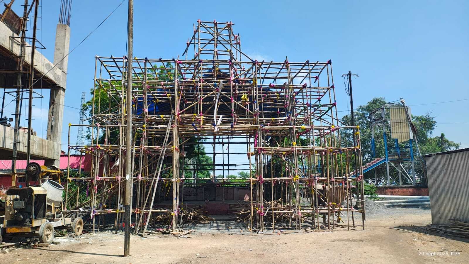 मायापुर मंदिर में मां दुर्गा भक्तों को देंगीं दर्शन