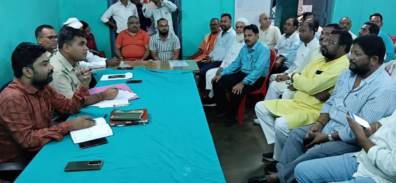 Bokaro News : दुर्गा पूजा के दौरान शांति व्यवस्था बनाये रखने पर चर्चा