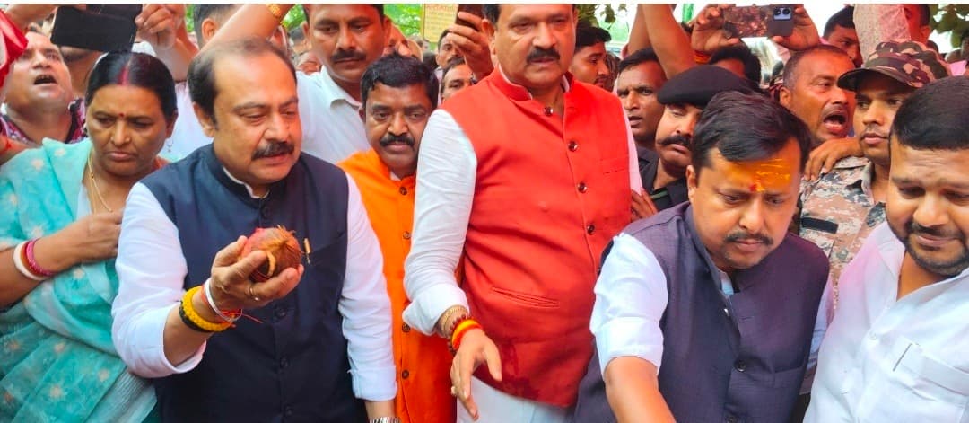 दो करोड़ चार लाख से होगा सड़क चौड़ीकरण