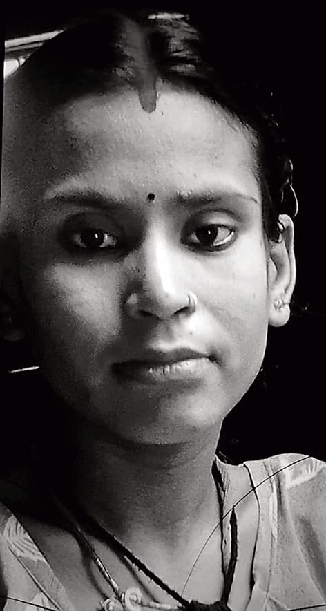 आपसी विवाद में गला रेतकर पत्नी की हत्या, जांच में जुटी गिद्धौर पुलिस