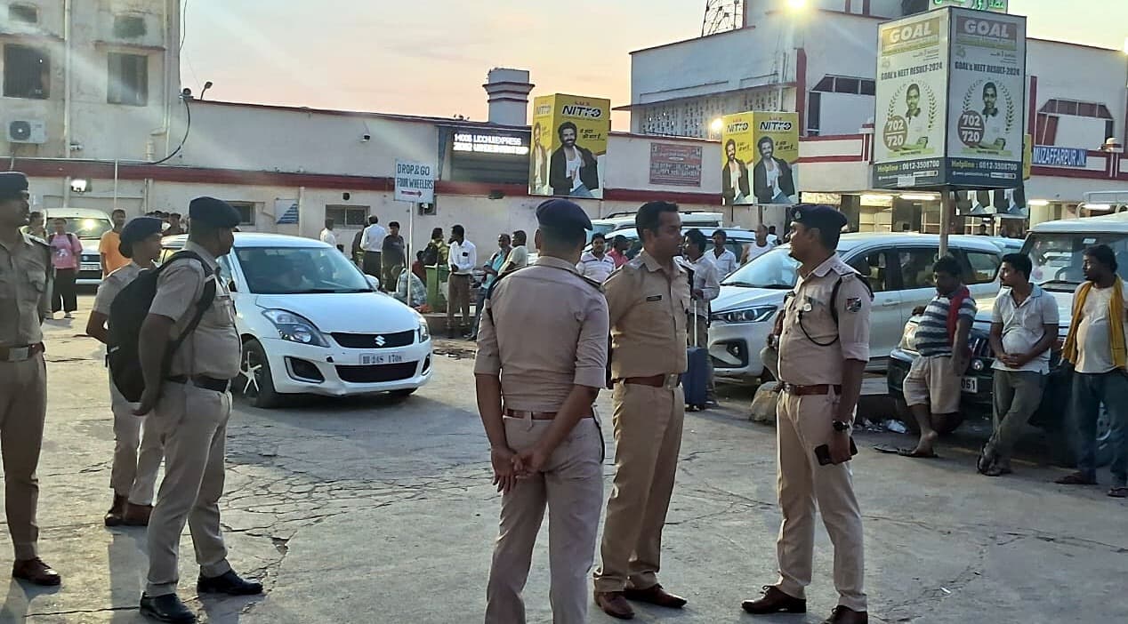 भीड़ नियंत्रण को लेकर मंडल सुरक्षा आयुक्त ने जंक्शन का लिया जायजा