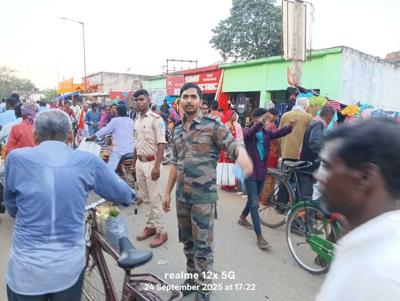 दुर्गा पूजा : विधि व्यवस्था को दुरुस्त करने में जुटी पुलिस पदाधिकारी