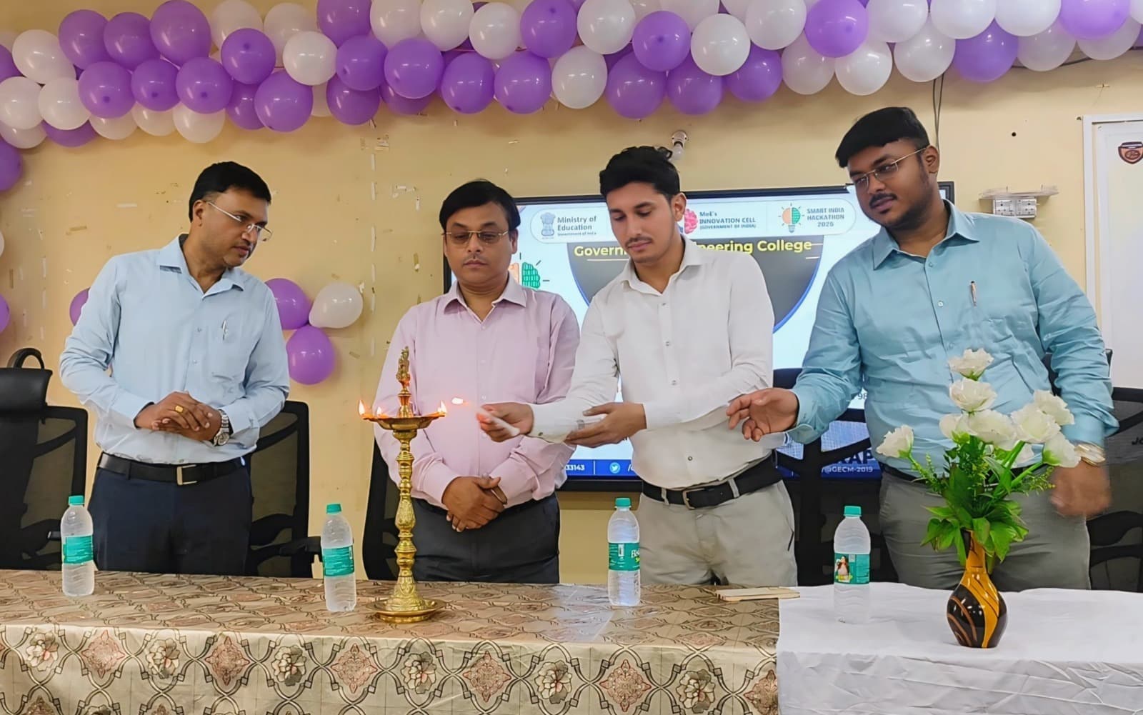 Madhubani News : मधुबनी कॉलेज में दो दिवसीय आंतरिक हैकाथॉन आयोजित