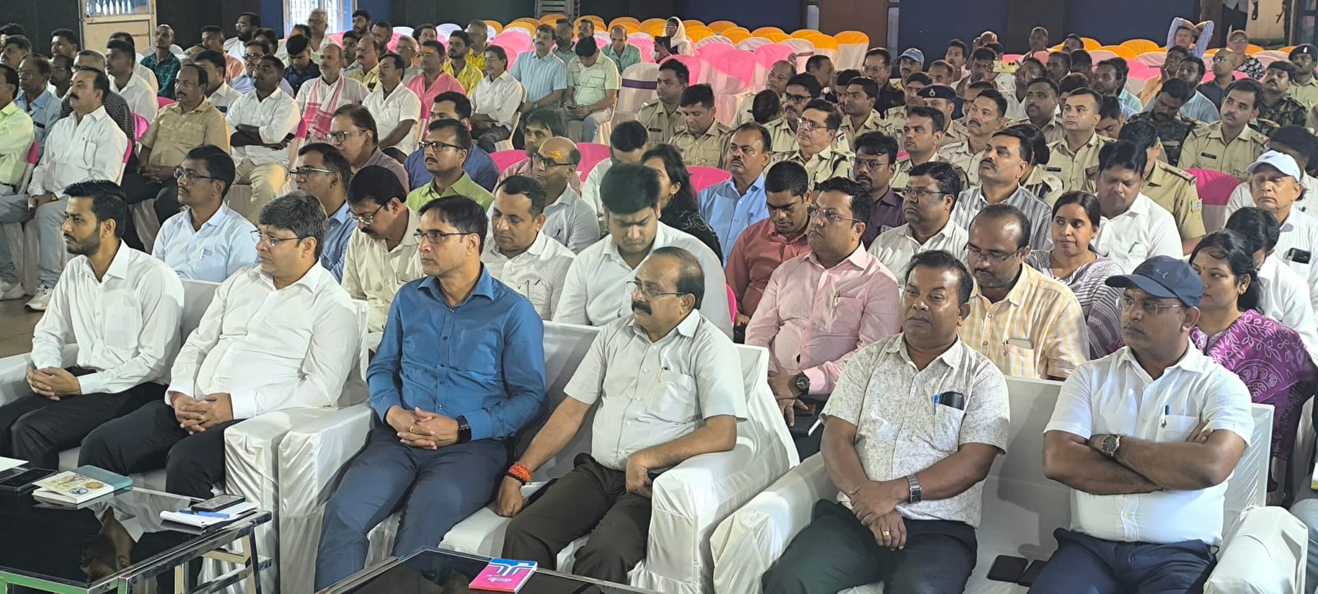Giridih News :पंडालों की होगी सीसीटीवी से निगरानी, तैनात रहेगी पुलिस