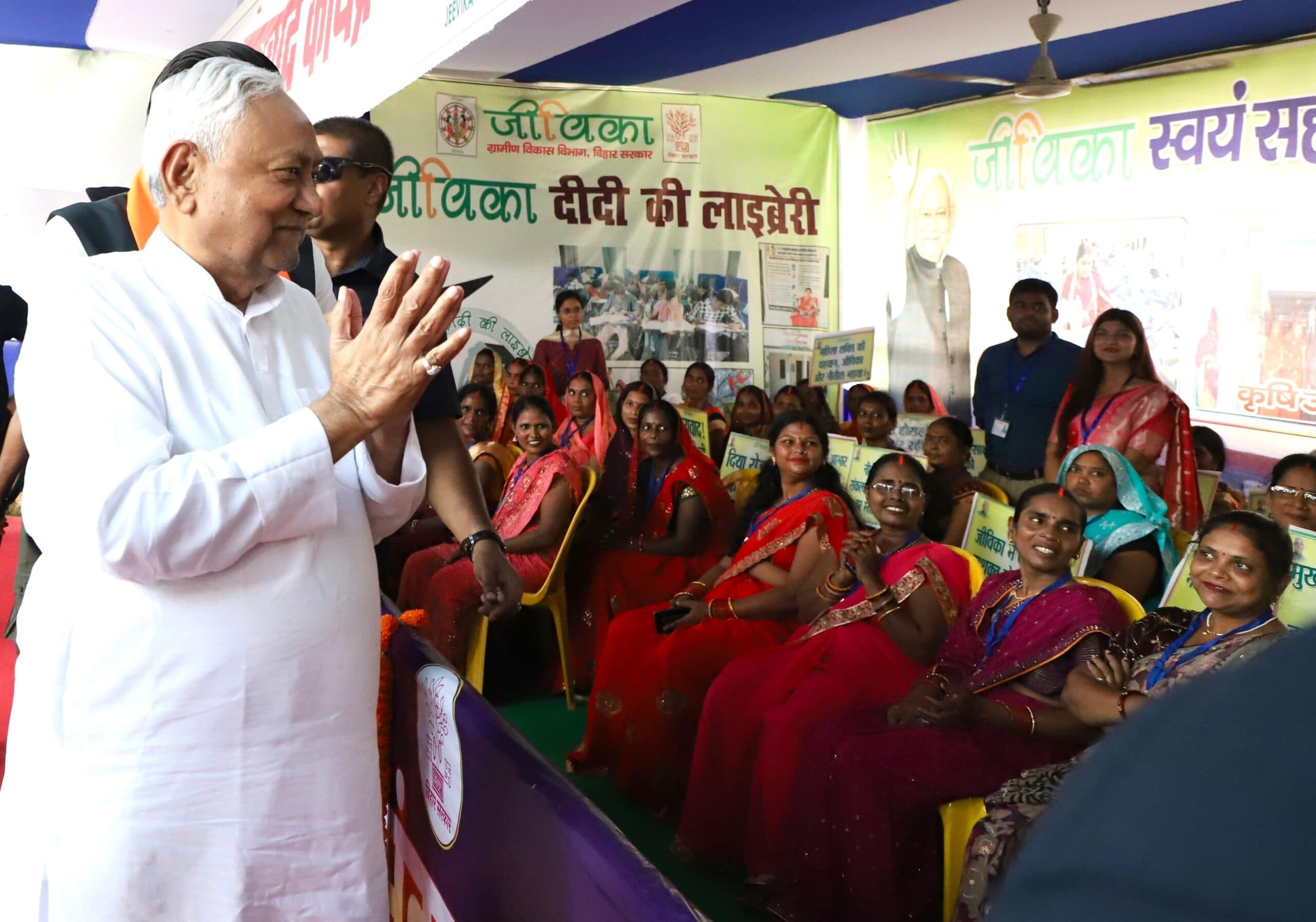 दस हजार महिला के दे तानी, एकरा खातीर रउआ के बहुत-बहुत धन्यवाद