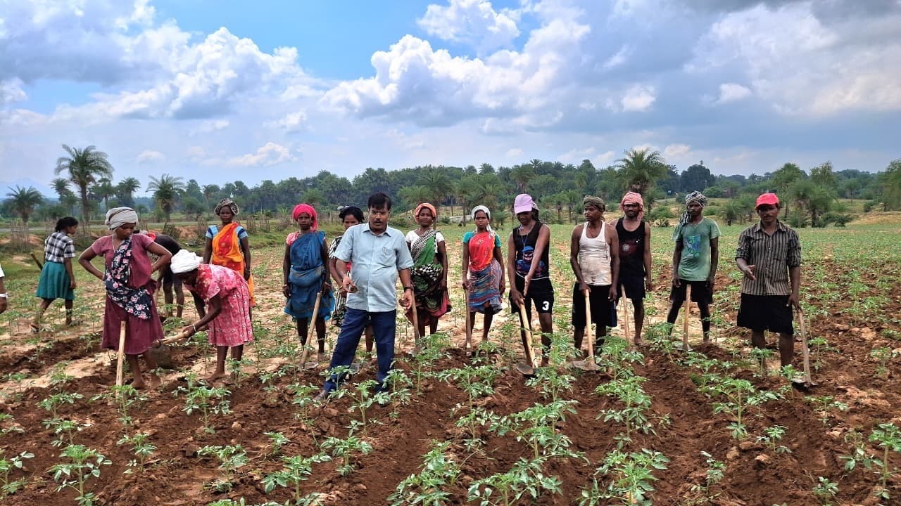 प्राकृतिक खेती कर रहीं महिला किसानों को मिला प्रशिक्षण