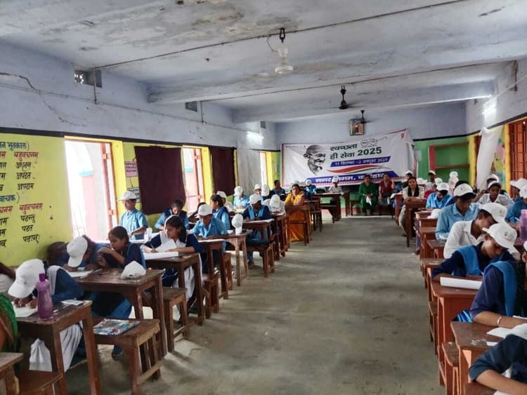 प्रथम द्वितीय व तृतीय स्थान पर चयनित प्रतिभागी होंगे पुरस्कृत