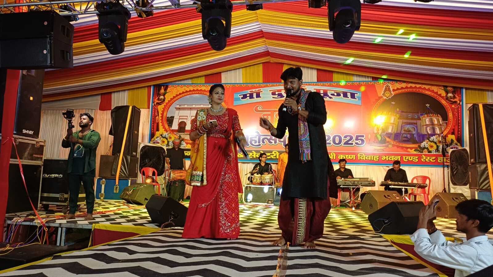 जगदंबा घर में दियरा बार अयनीं हे...