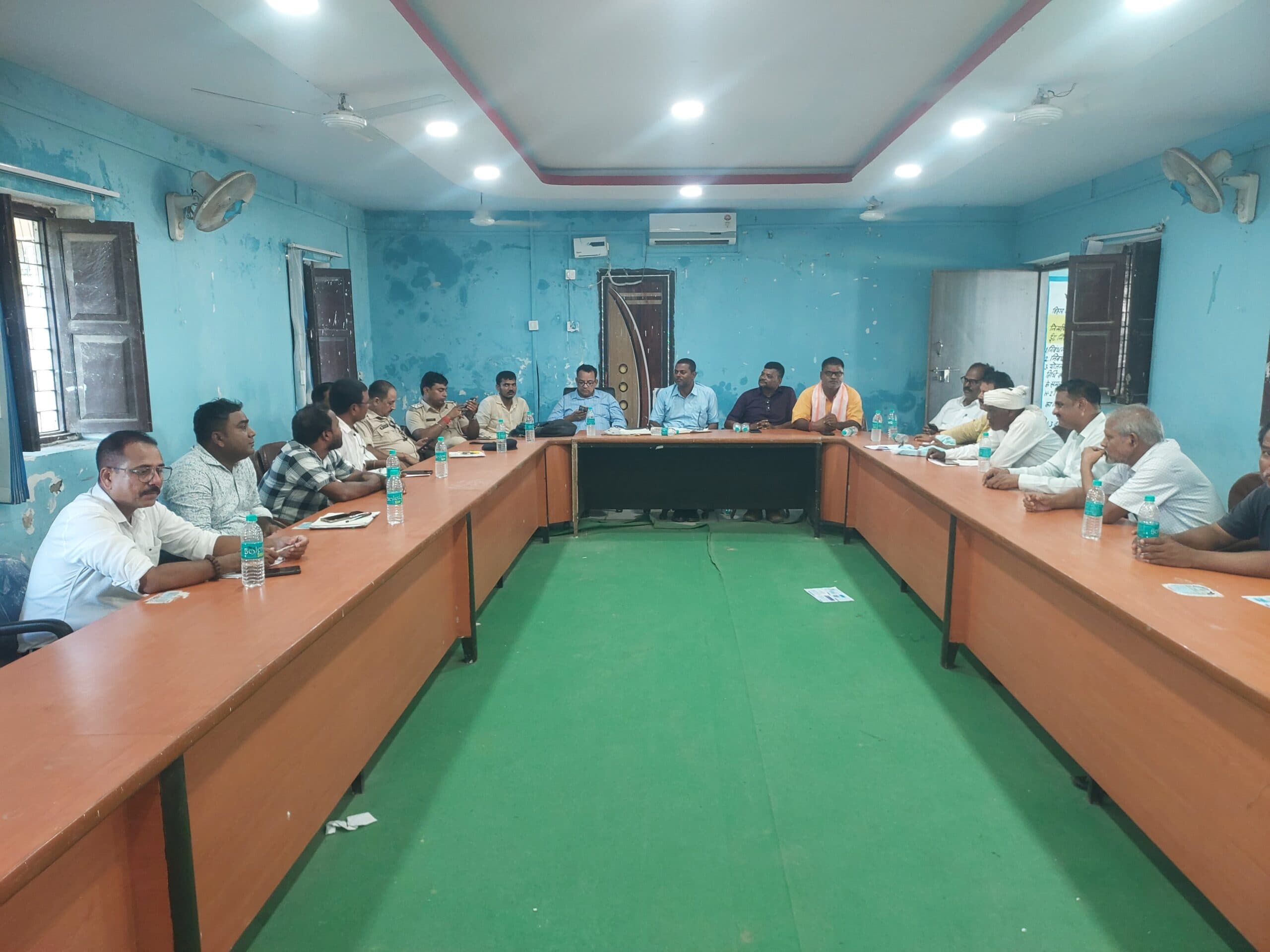 बीस सूत्री की बैठक में कई मुद्दों पर हुई चर्चा