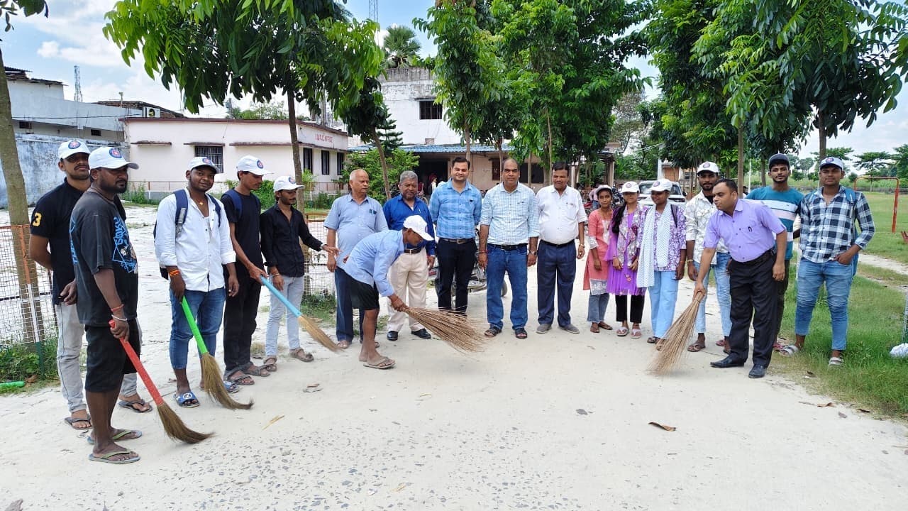 Samastipur News:स्वयंसेवकों ने निकाली जागरूकता रैली