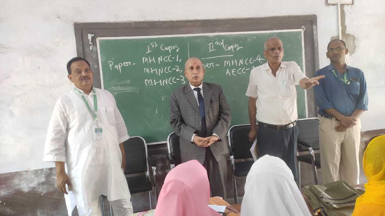 मिर्जा गालिब कॉलेज में विधिक सेवा जागरूकता कार्यक्रम