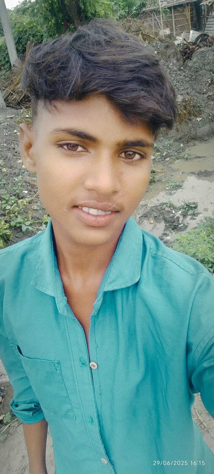 कुचायकोट में नाला निर्माण के विवाद में पत्थर लगने से किशोर की मौत