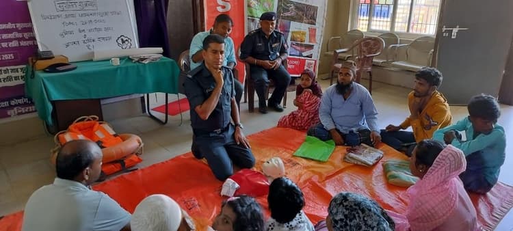 दिव्यांगों को दी आपदा से बचाव की जानकारी