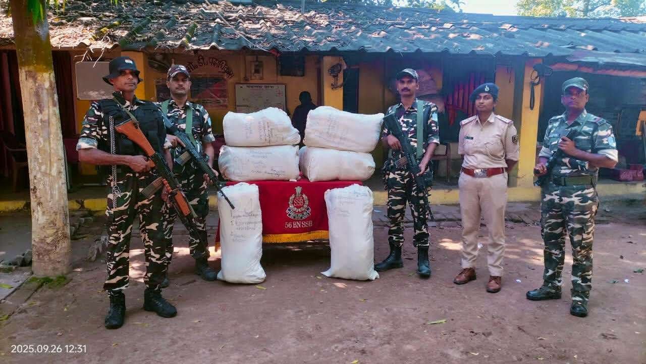 105 किलो गांजा बरामद, तस्कर फरार