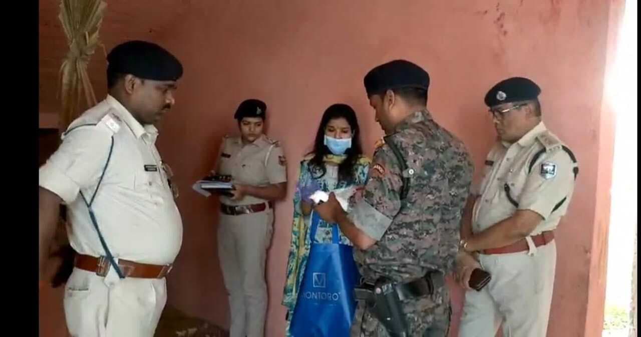 hajipur news. बच्ची को रास्ते से उठाकर नाबालिग पड़ोसी से किया दुष्कर्म, गिरफ्तार