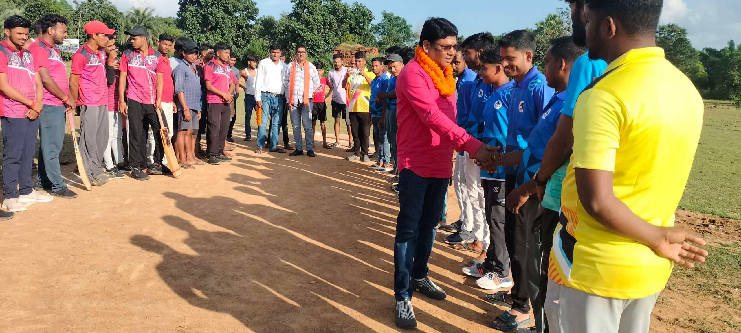 लखोरिया नाइट राइडर्स की टीम ने सीजन-6 में मारी बाजी