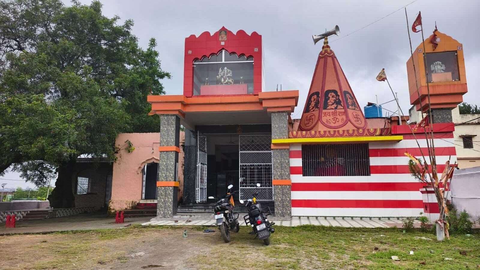 Giridih news: बक्शीडीह में वर्ष 1974 से हो रही है दुर्गापूजा