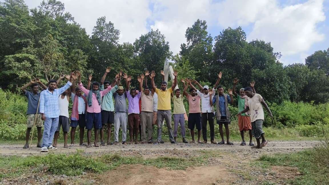 भदवरिया गांव अंधेरे में, अभाविप ने किया विरोध प्रदर्शन