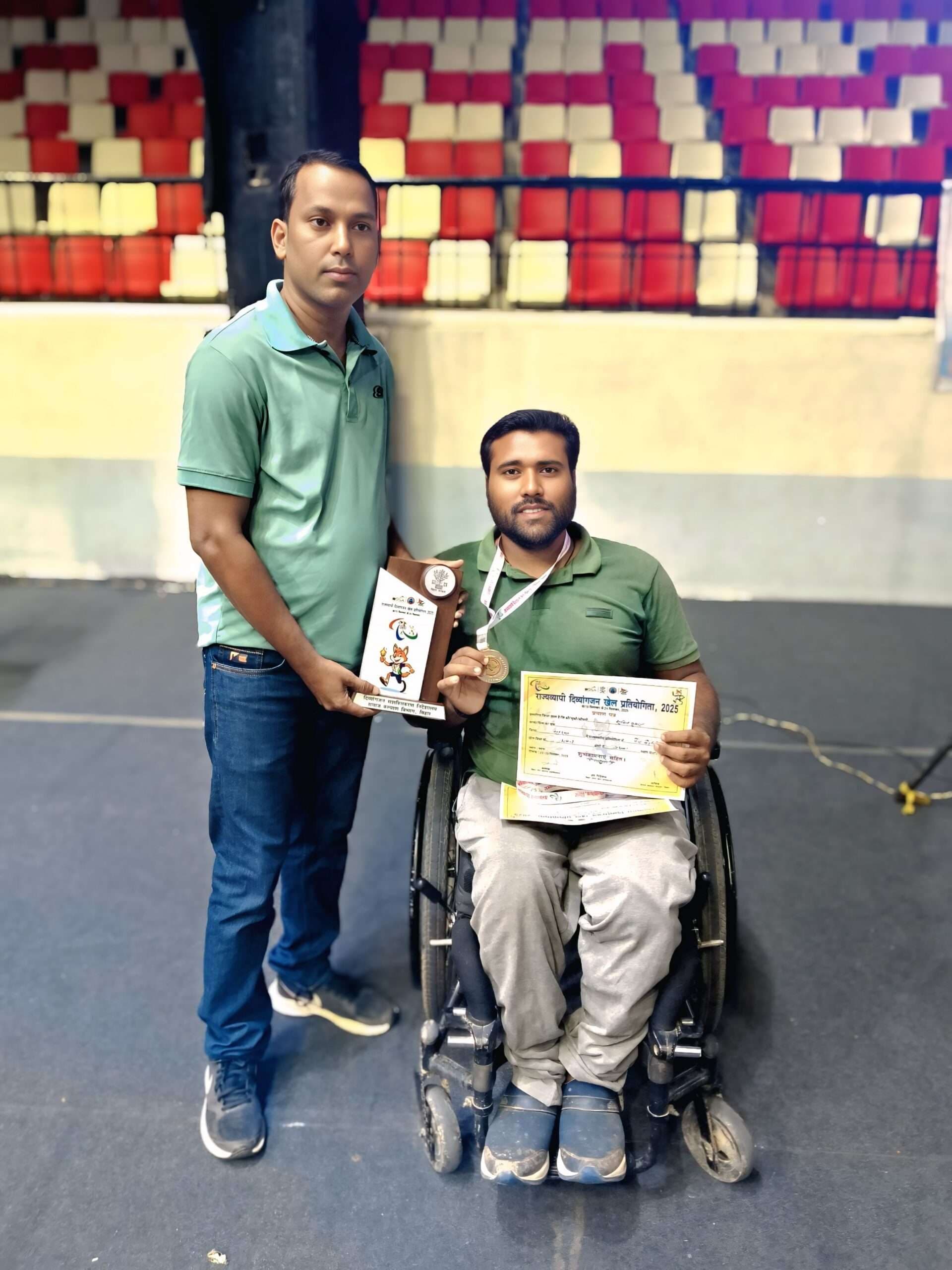 राज्यव्यापी पैरा बैडमिंटन प्रतियोगिता में सुमित ने जीता गोल्ड मेडल