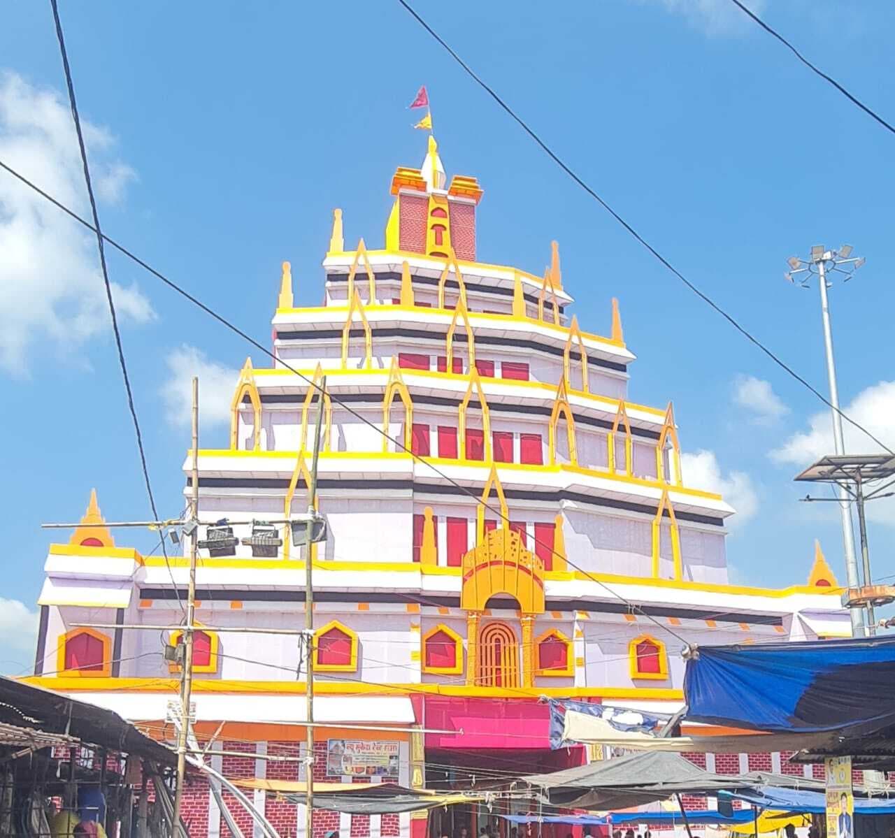 पंडाल बना आकर्षण का केंद्र