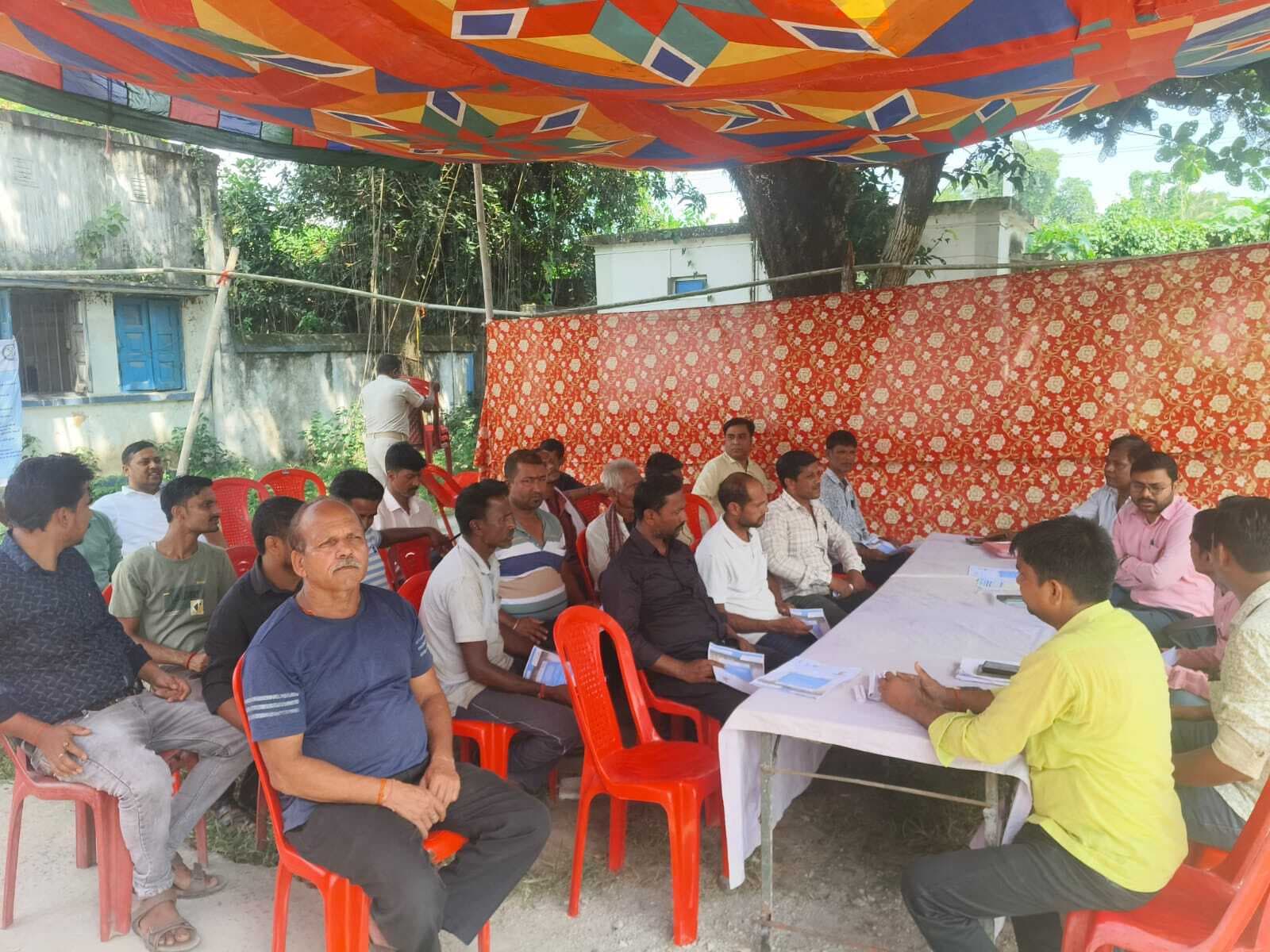 फ्री बिजली योजना की दी जानकारी