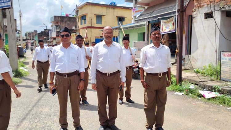 Seraikela Kharsawan News : डॉ हेडगेवार ने हिंदुओं को एकजुट करने का काम किया : मनोज