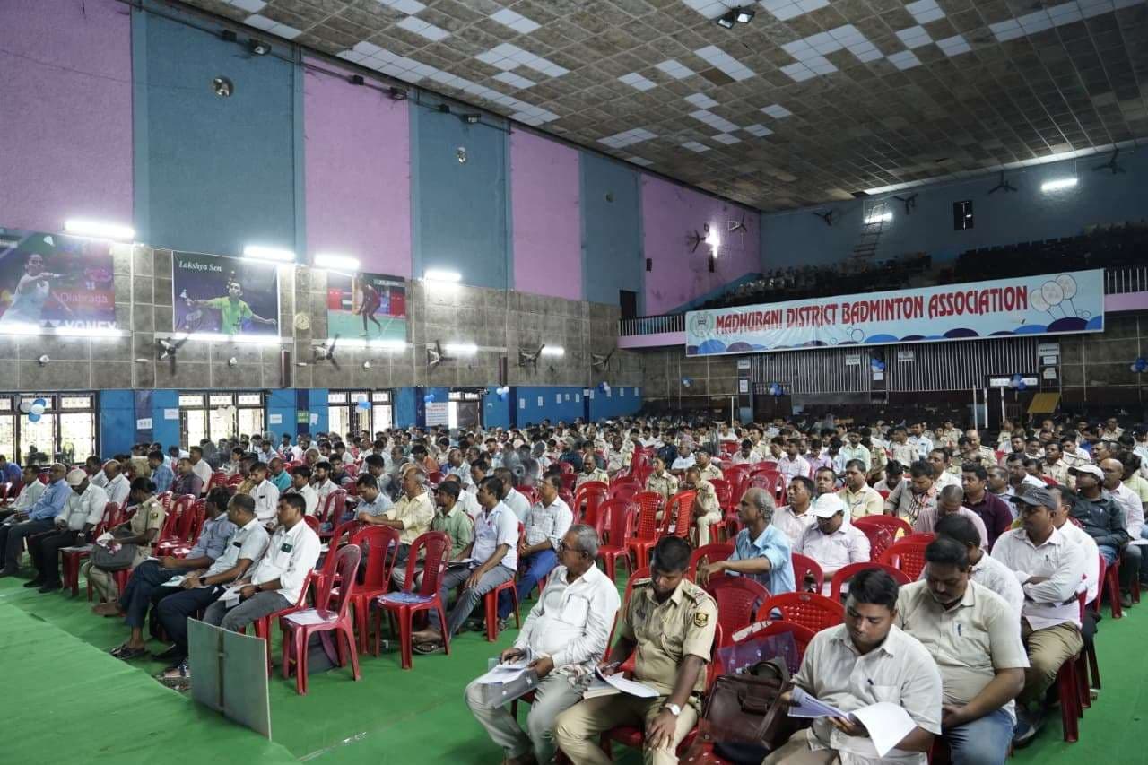 Madhubani News : विस चुनाव के लिए 415 सेक्टर पदाधिकारियों व 415 पुलिस सेक्टर पदाधिकारियों को दिया प्रशिक्षण