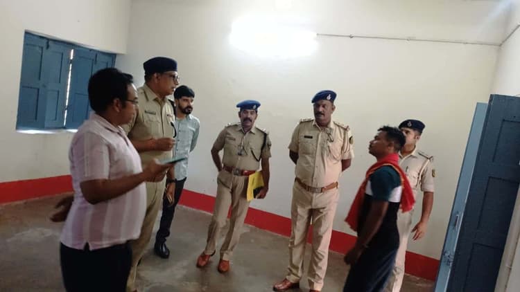 मनिया व कुमरसार धर्मशाला में ठहरेंगे पैरामिलट्री फोर्स