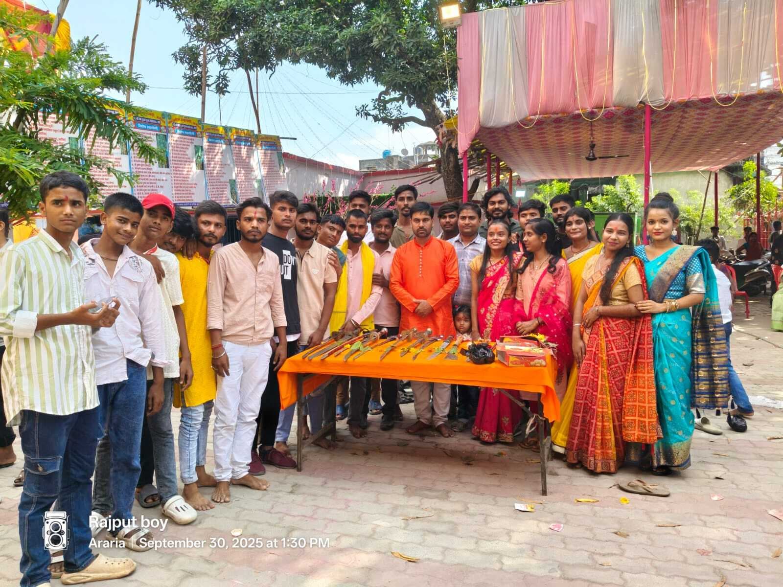 विहिप ने शस्त्र पूजन का किया आयोजन