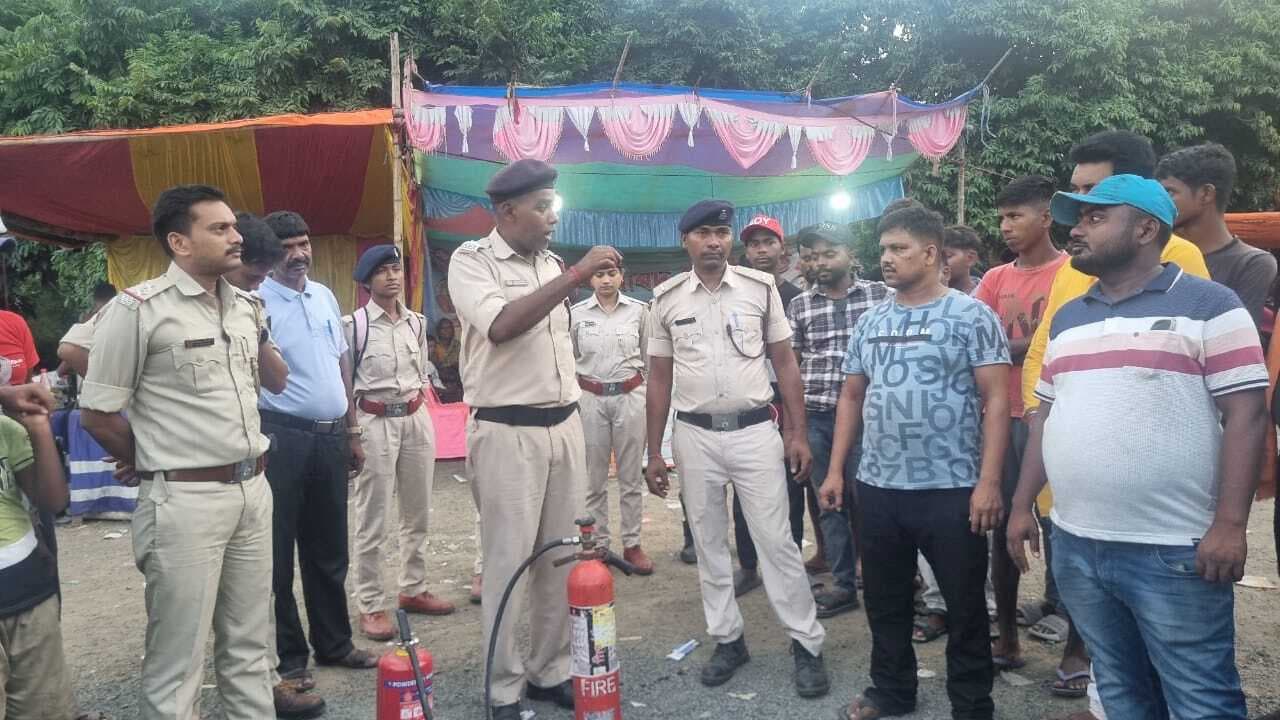 पुलिस ने असामाजिक तत्वों से निबटने के लिए किया मॉक ड्रिल