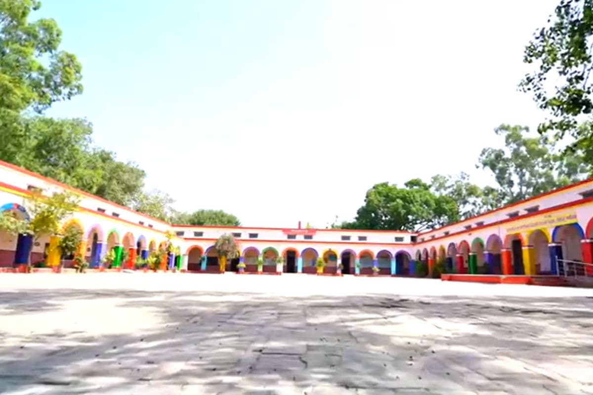 School Reopen: पंजाब में इस दिन से खुलेंगे स्कूल-कॉलेज, बाढ़ से राज्य में भारी तबाही, जानें ताजा अपडेट
