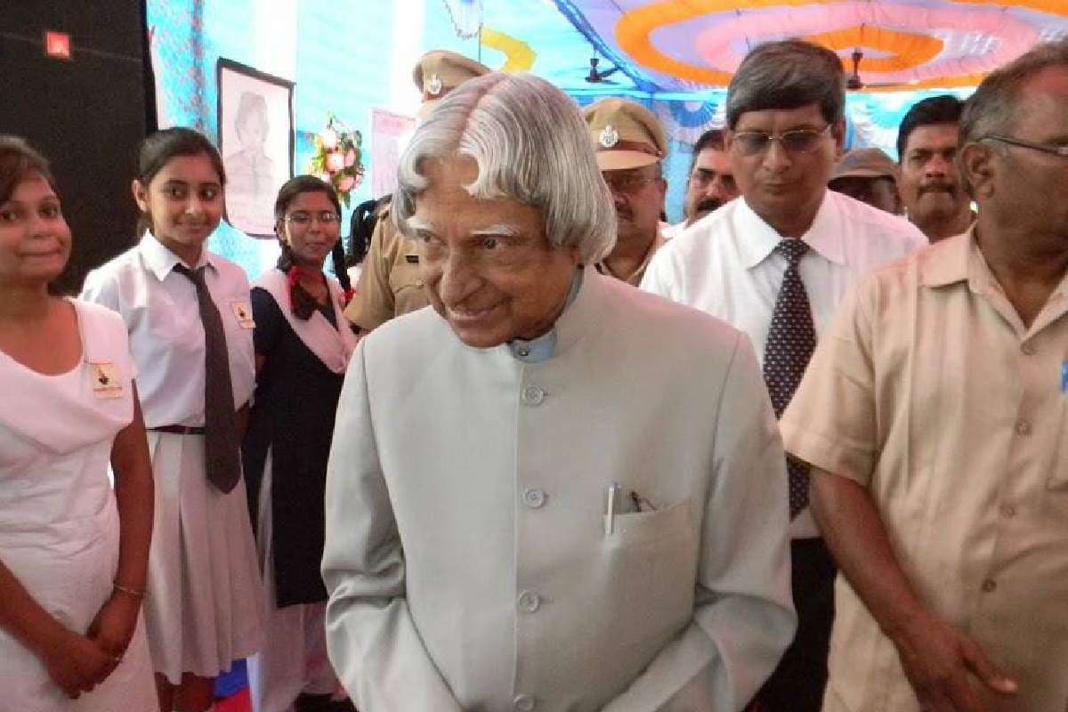 APJ Abdul Kalam Birth Anniversary : बोकारो के हेलीकॉप्टर हादसे के दूसरे दिन सुबह 8 बजे तक सोते रहे डॉ एपीजे अब्दुल कलाम