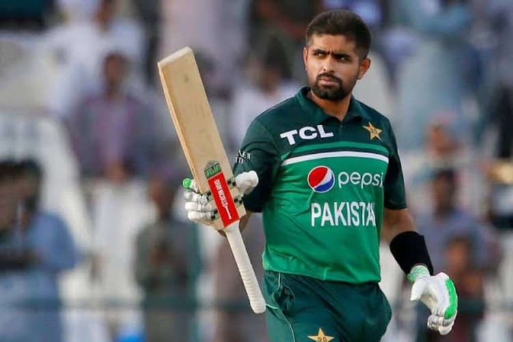 बाबर आजम फिर बनेंगे वनडे कप्तान, PCB ने रिजवान से मोड़ा मुंह, नये कप्तान की तलाश तेज