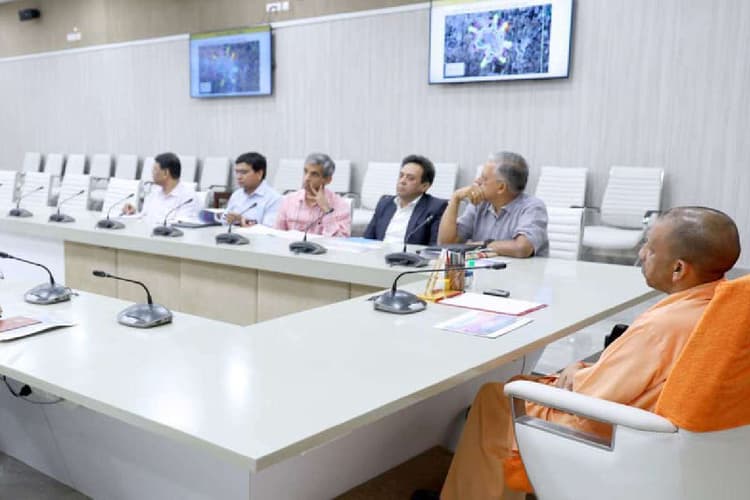 Ayodhya : बोले मुख्यमंत्री योगी आदित्यनाथ, अयोध्या बने भव्यता, आस्था और आधुनिकता का संतुलित मॉडल