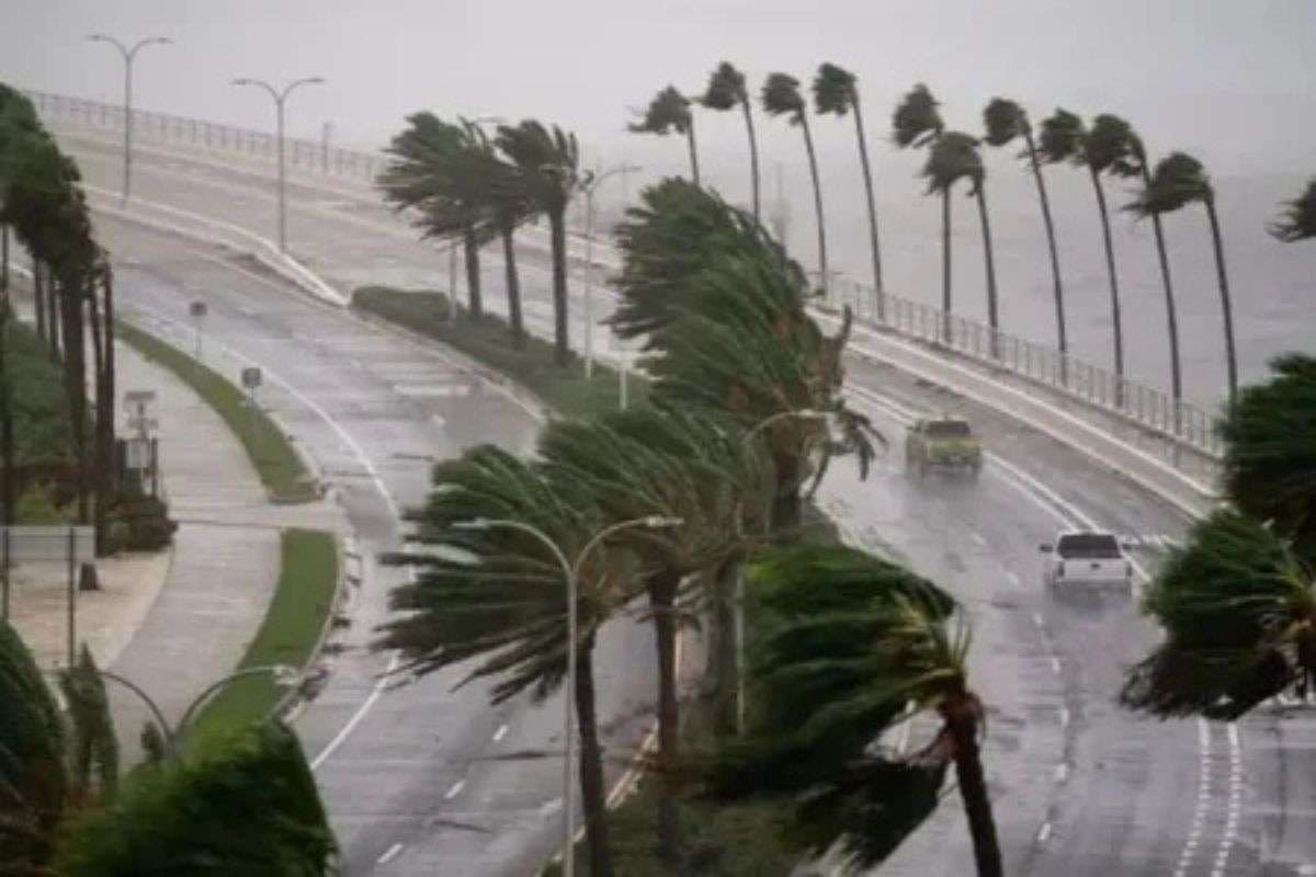 Four killed as transformer collapses due to heavy rain and storm