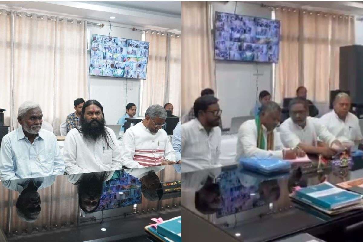 घाटशिला उपचुनाव: JMM-BJP ने दाखिल किए नामांकन, बाबूलाल बोले- मौजूदा सरकार से तंग आ चुके हैं लोग