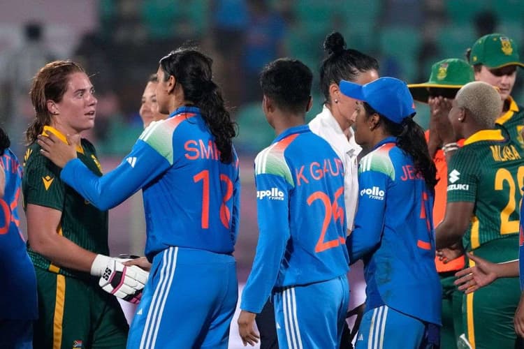 Women World Cup 2025: साउथ अफ्रीका से हार के बाद प्वाइंट्स टेबल में भारत की कुछ ऐसी हालत