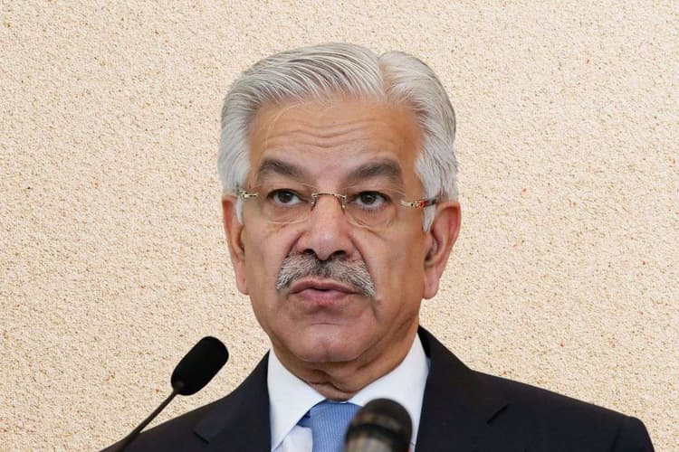 अफगानिस्तान हमारा नंबर 1 दुश्मन! पाकिस्तान के रक्षा मंत्री ख्वाजा आसिफ ने क्यों कही यह बात