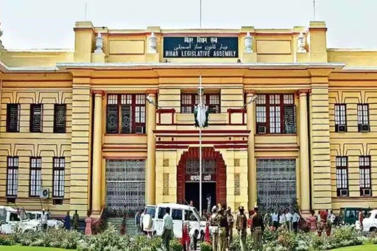 Bihar Elections 2025: बिहार की वो सीट जिस पर जो जीता बना ‘मंत्री’, सीट का इतिहास जान रह जाएंगे हैरान