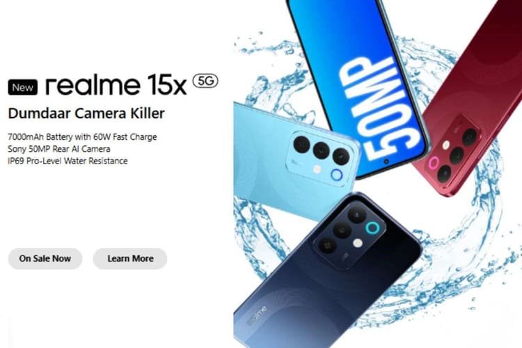 7000mAh बैटरी और 50MP सेल्फी कैमरा वाला Realme 15x 5G लॉन्च, घंटों पानी में रहने के बाद भी नहीं होगा खराब