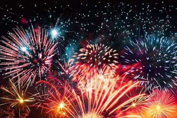 Bihar News: बिहार में यहां पटाखों की बिक्री पर प्रतिबंध, जानिए क्या है पूरा मामला