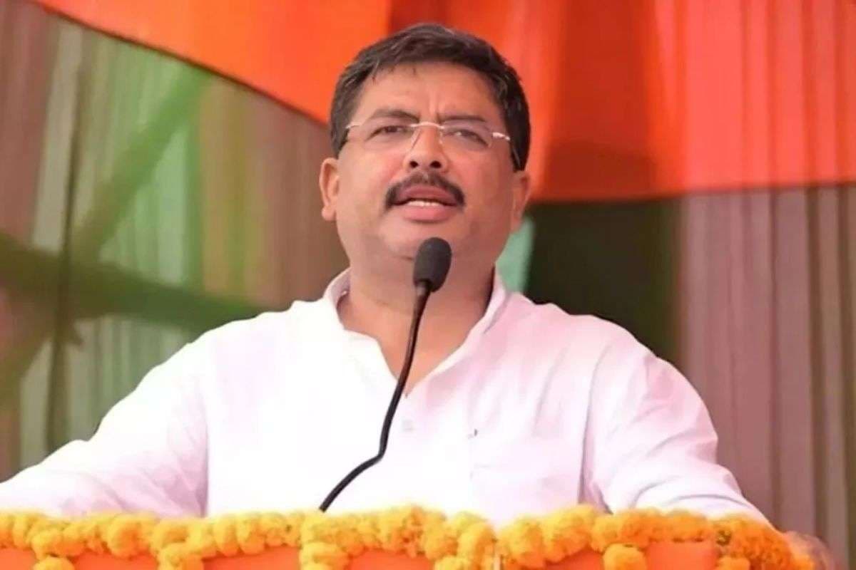 CM Nitish: इस नेता ने लगाए गंभीर आरोप, कहा- सीएम नीतीश को कमजोर करने की हो रही साजिश CM Nitish: इस नेता ने लगाए गंभीर आरोप, कहा- सीएम नीतीश को कमजोर करने की हो रही साजिश