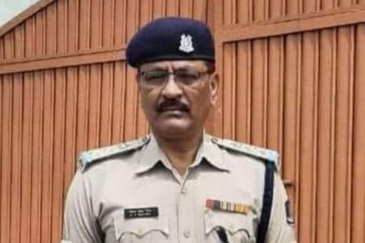 नक्सलियों के IED ब्लास्ट में घायल CRPF इंस्पेक्टर का निधन, दिल्ली के एम्स चल रहा था इलाज