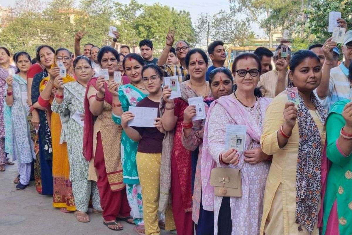 Bihar Election 2025: वोंटिग की तैयारी शुरू, स्कूलों से 8 बिंदुओं पर मांगी गई रिपोर्ट