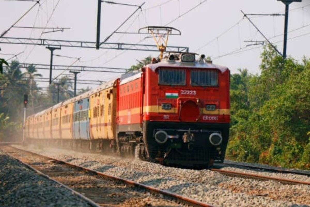 Superfast status will be removed from Vaishali Express