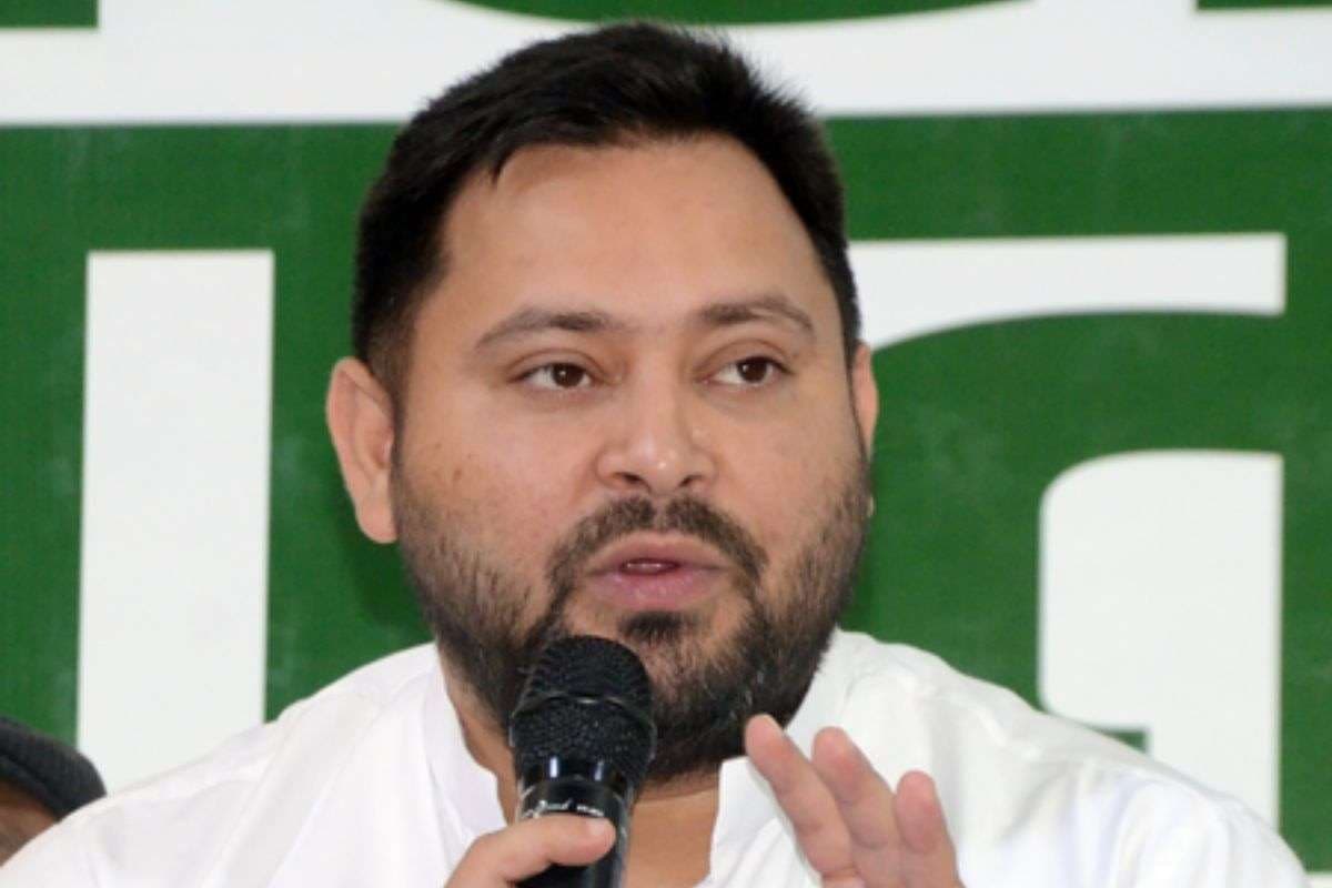 मोकामा हत्याकांड में तेजस्वी यादव ने बिना नाम लिए अनंत सिंह पर साधा निशाना, ‘पेरोल’ की बात कर उठाए बड़े सवाल