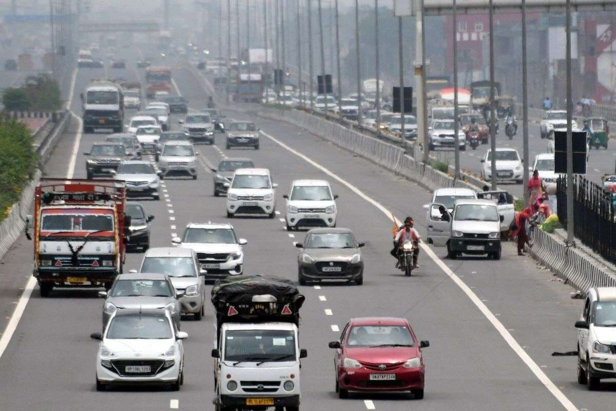 बिहार में यहां 17 अक्टूबर तक बदली रहेगी ट्रैफिक व्यवस्था, कई प्रमुख रास्तों पर आम वाहनों की नो एंट्री